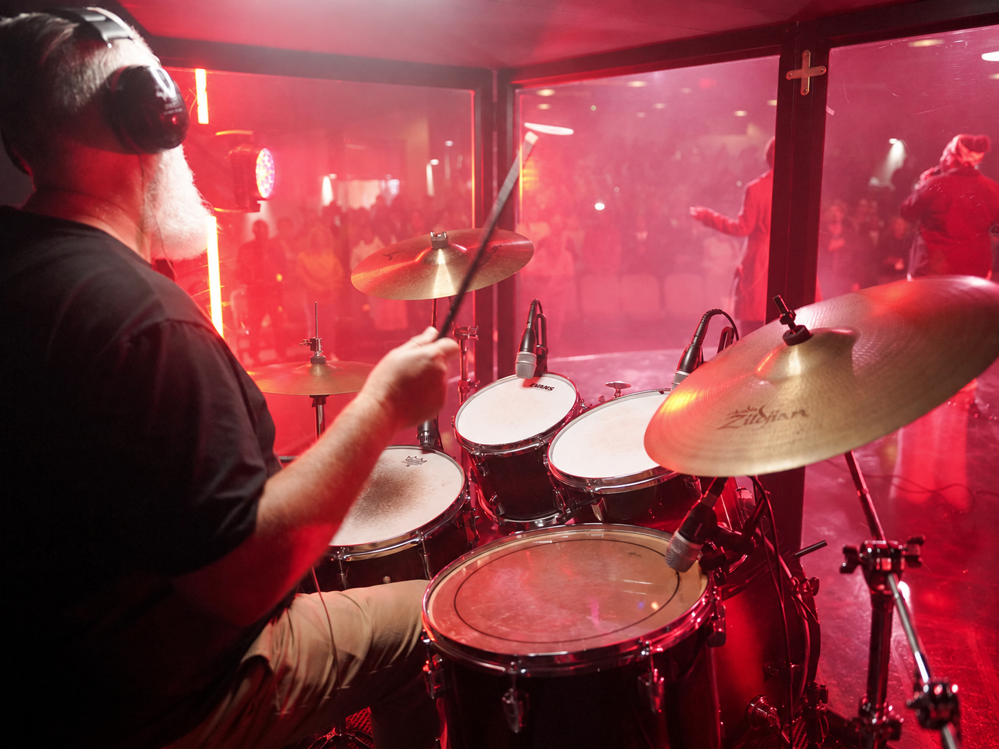 NL Worship musician live on stage